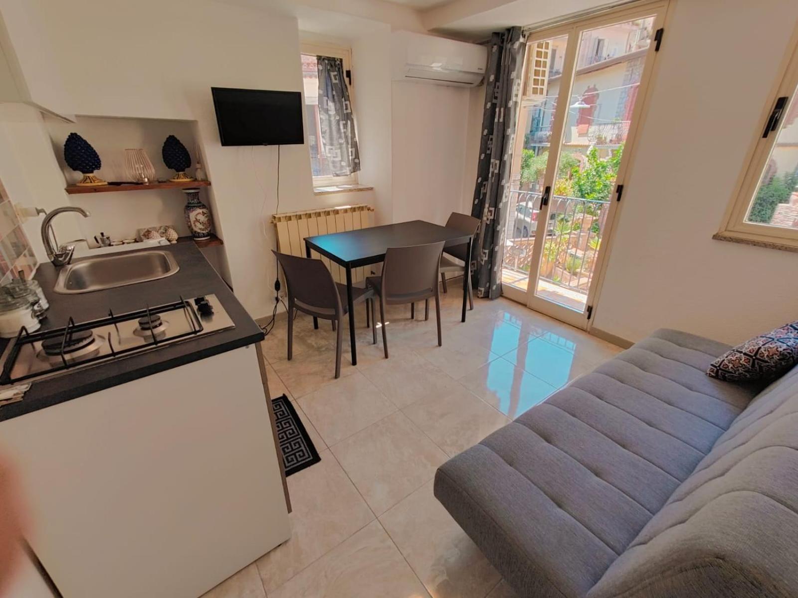Apartamento Tao House Taormina Exterior foto